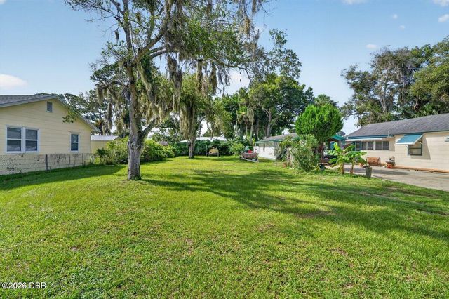 114 E Park Avenue, Edgewater, FL 32132