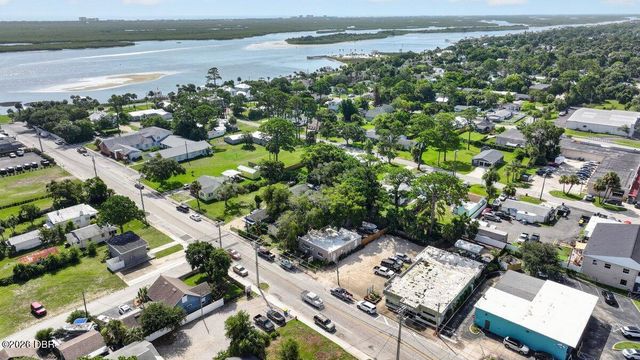 114 E Park Avenue, Edgewater, FL 32132