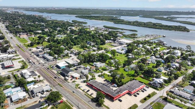 114 E Park Avenue, Edgewater, FL 32132