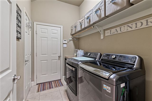 2006 Spring Creek Drive, Midlothian, TX 76065