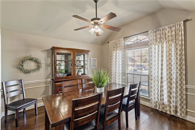 2006 Spring Creek Drive, Midlothian, TX 76065