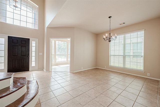 19718 Wren Forest Ln, Houston, TX 77084