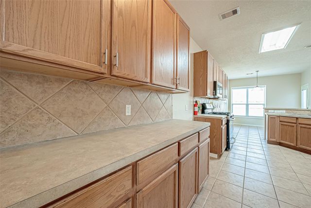 19718 Wren Forest Ln, Houston, TX 77084