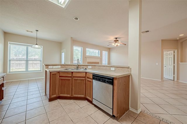 19718 Wren Forest Ln, Houston, TX 77084