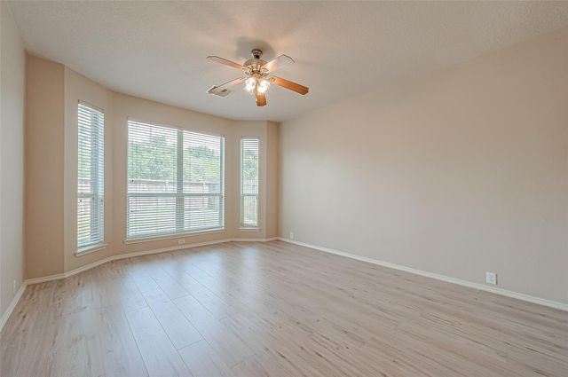 19718 Wren Forest Ln, Houston, TX 77084