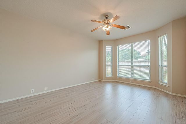 19718 Wren Forest Ln, Houston, TX 77084