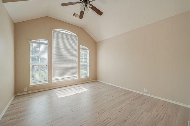 19718 Wren Forest Ln, Houston, TX 77084