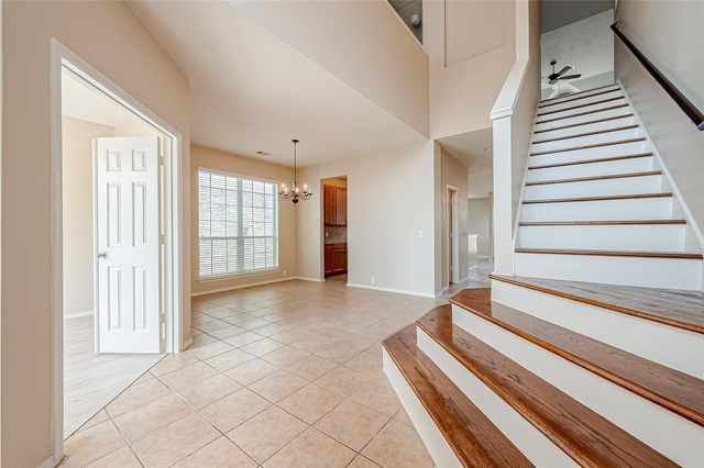 19718 Wren Forest Ln, Houston, TX 77084