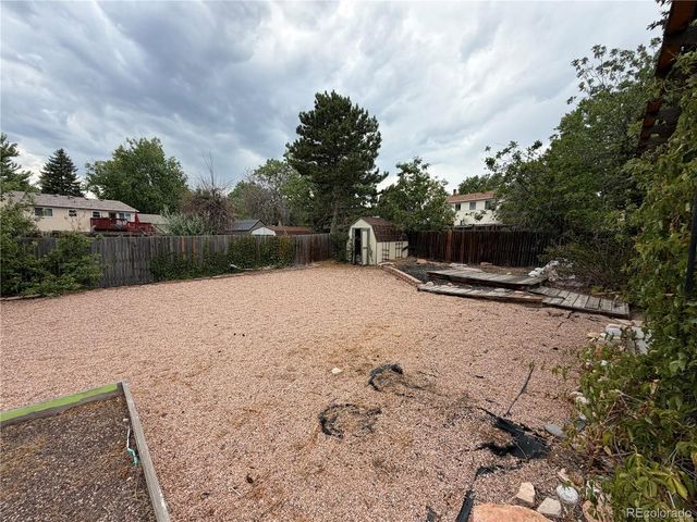 3815 S Pitkin Cir, Aurora, CO 80013
