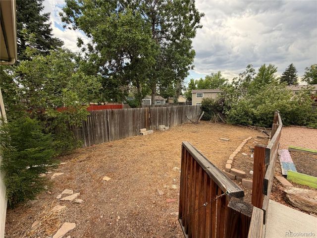 3815 S Pitkin Cir, Aurora, CO 80013