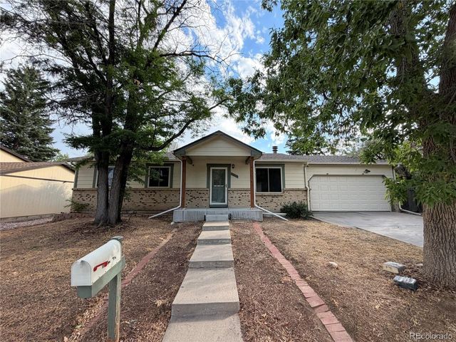 3815 S Pitkin Cir, Aurora, CO 80013
