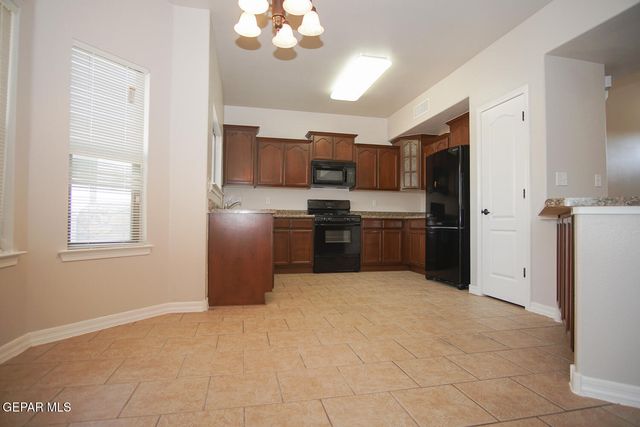 14373 Coyote Trail Drive, El Paso, TX 79938