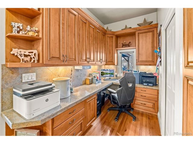 1598 Carriage Dr, Eaton, CO 80615