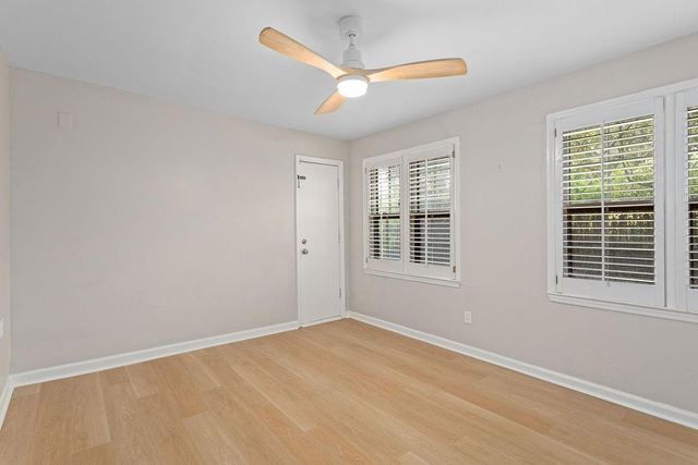 244 Triumph Drive NW, Atlanta, GA 30327