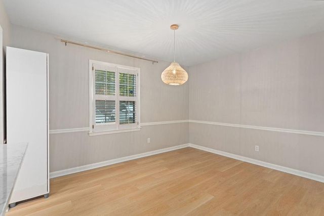 244 Triumph Drive NW, Atlanta, GA 30327
