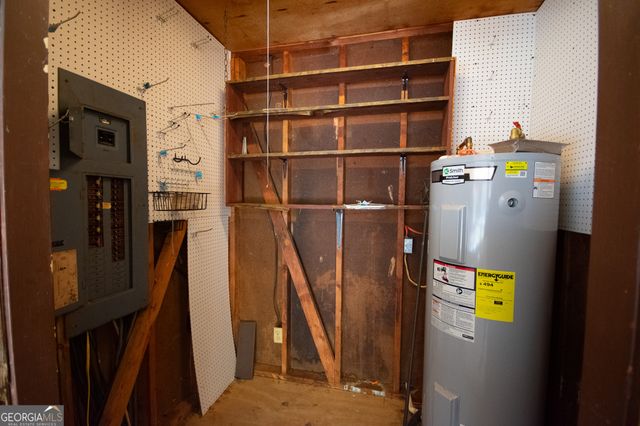 641 Whitaker Road, Lagrange, GA 30240