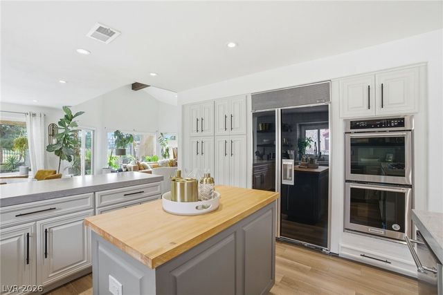 7715 Spanish Bay Drive, Las Vegas, NV 89113