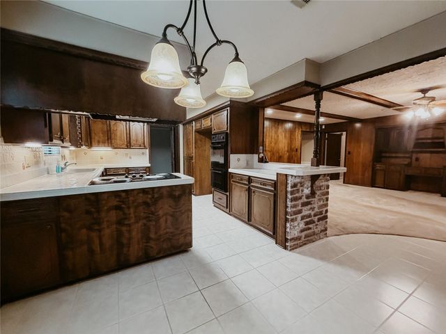 9702 Rocktree Drive, Houston, TX 77040