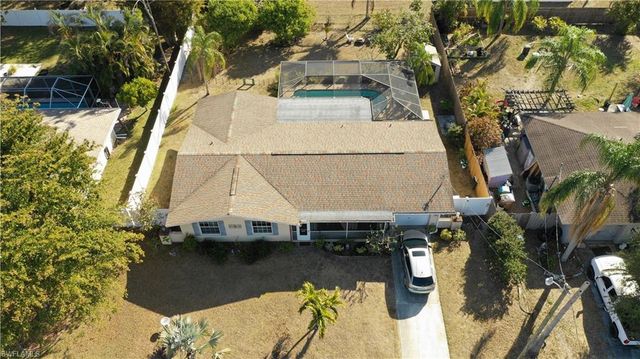 707 16th PL, Cape Coral, FL 33909