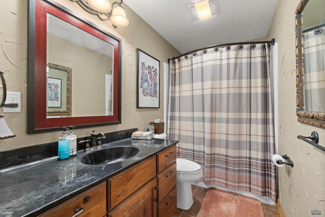 20723 MORNING STAR RD, Lead, SD 57754