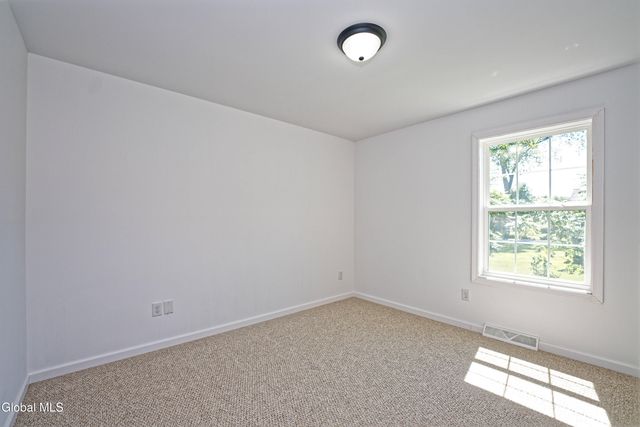 11 E Boylston Street, Glens Falls, NY 12801