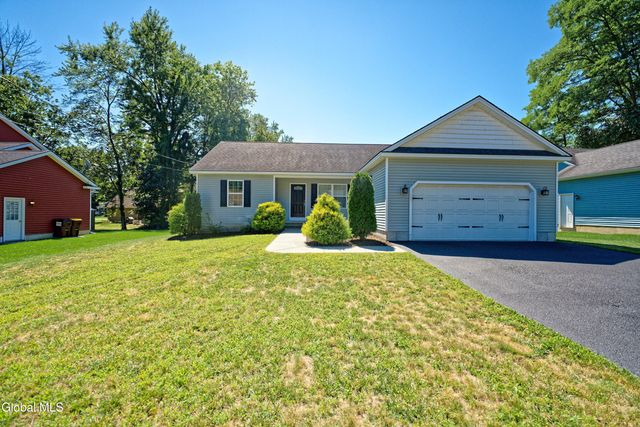 11 E Boylston Street, Glens Falls, NY 12801