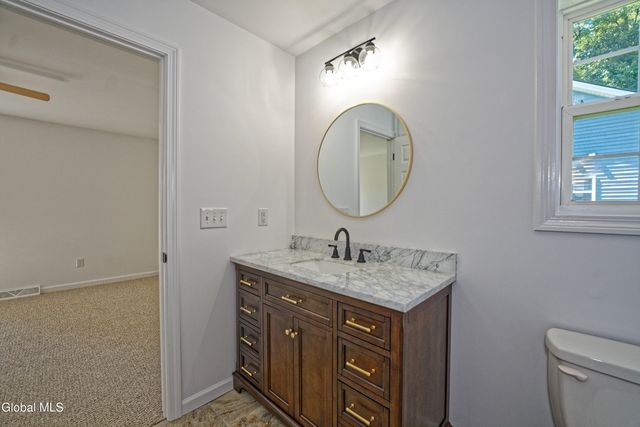 11 E Boylston Street, Glens Falls, NY 12801