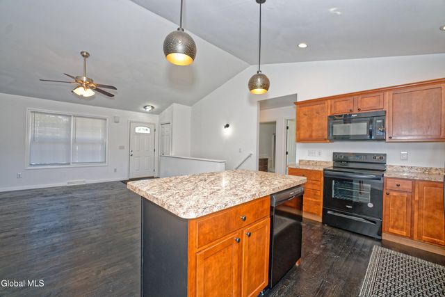 11 E Boylston Street, Glens Falls, NY 12801