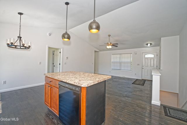 11 E Boylston Street, Glens Falls, NY 12801