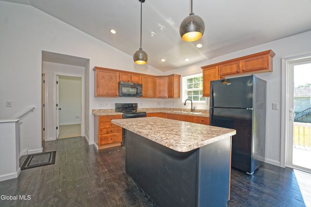 11 E Boylston Street, Glens Falls, NY 12801