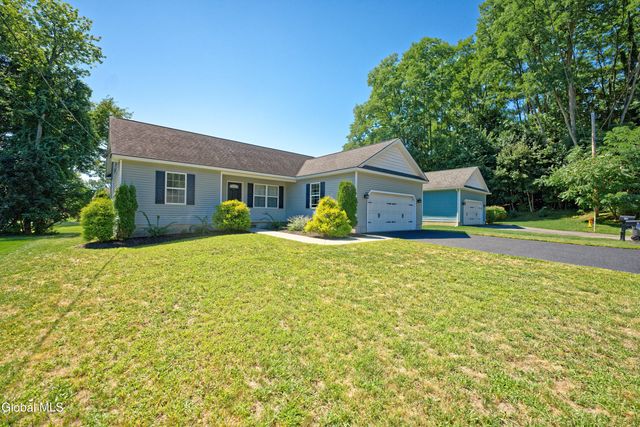 11 E Boylston Street, Glens Falls, NY 12801