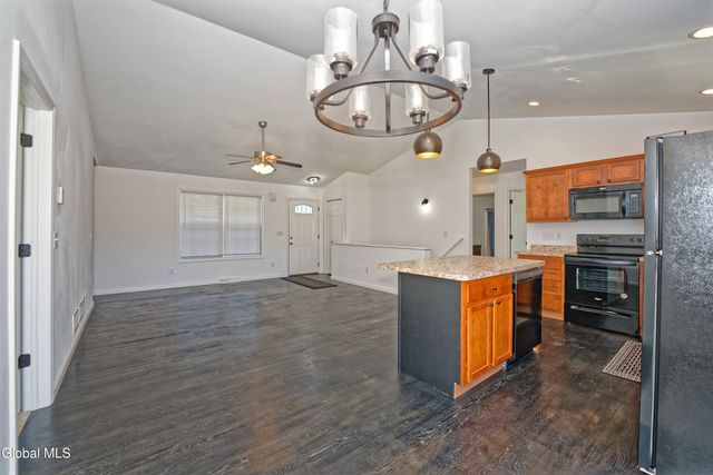 11 E Boylston Street, Glens Falls, NY 12801