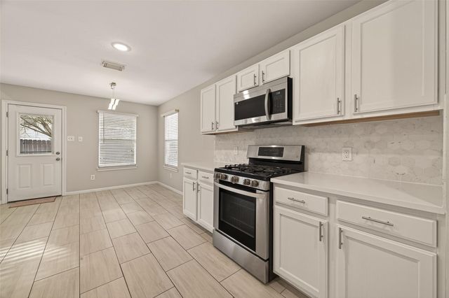 8202 Kingsbridge Meadow Drive, Houston, TX 77083