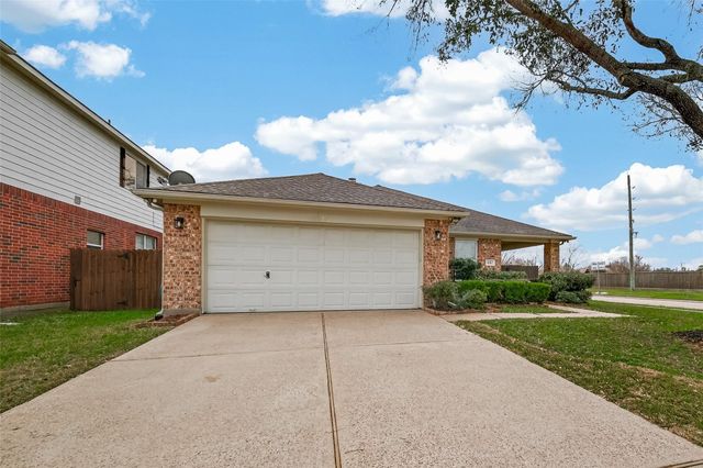 8202 Kingsbridge Meadow Drive, Houston, TX 77083