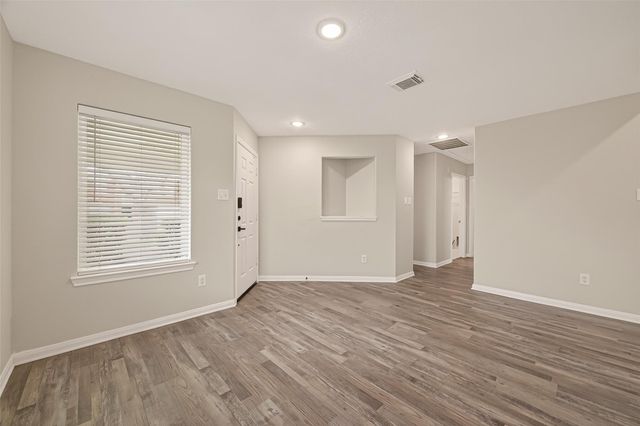 8202 Kingsbridge Meadow Drive, Houston, TX 77083