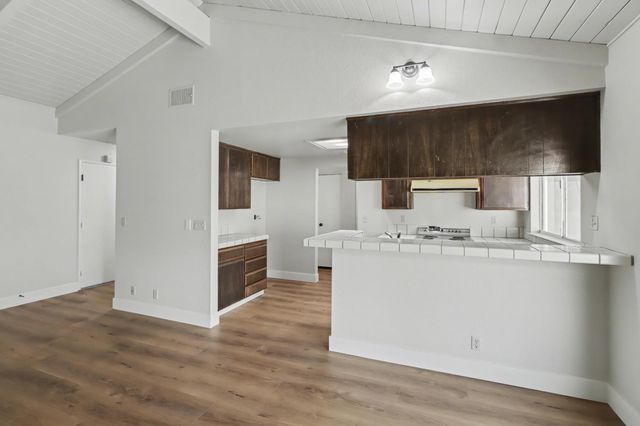 1150 Rosa Del Rio Way, Sacramento, CA 95822