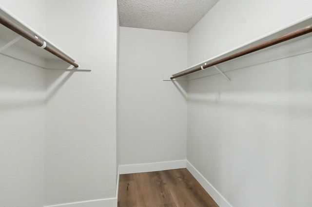 1150 Rosa Del Rio Way, Sacramento, CA 95822