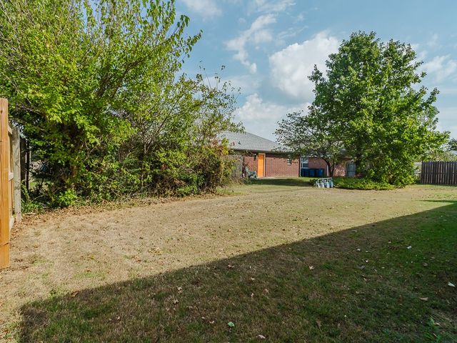 7 Holly Drive A, Bentonville, AR 72712