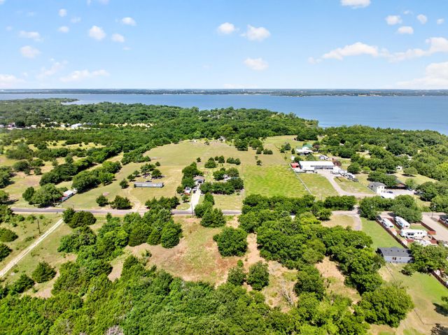 5211 County Road 547, Nevada, TX 75173