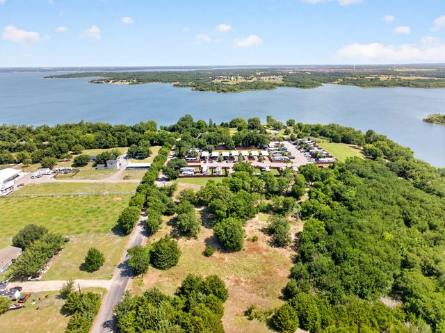5211 County Road 547, Nevada, TX 75173