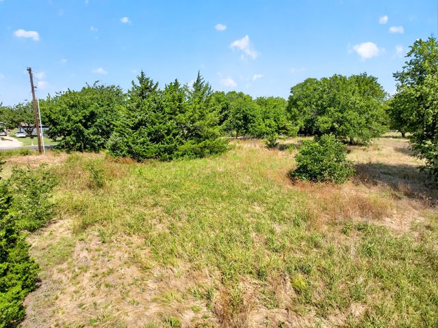 5211 County Road 547, Nevada, TX 75173