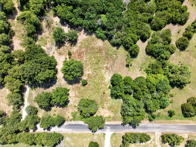 5211 County Road 547, Nevada, TX 75173