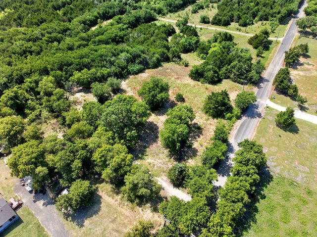 5211 County Road 547, Nevada, TX 75173
