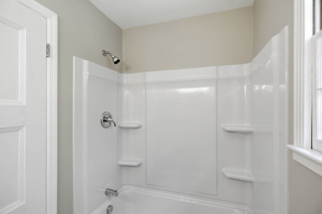2739 Windemere Dr, Nashville, TN 37214
