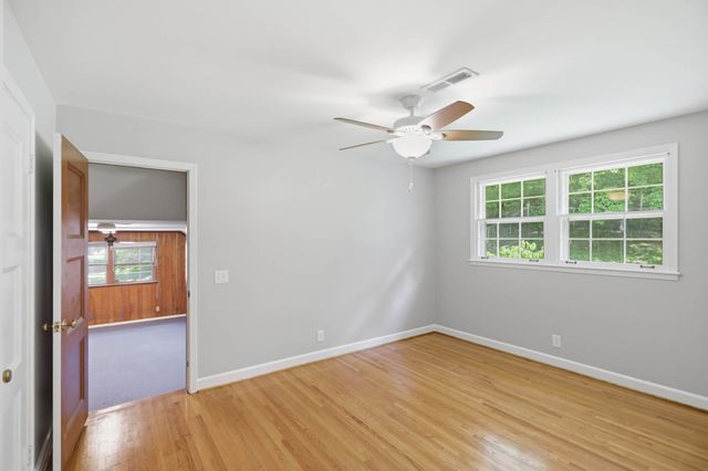 2739 Windemere Dr, Nashville, TN 37214