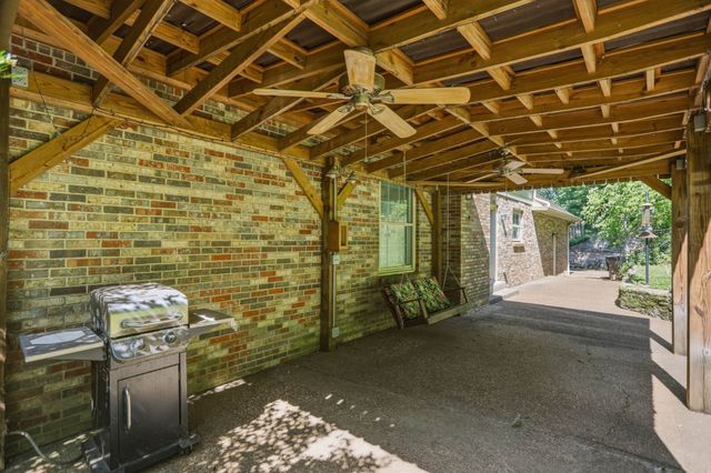 2739 Windemere Dr, Nashville, TN 37214