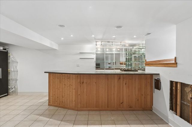 4549 E LARCH Avenue, Glenview, IL 60025