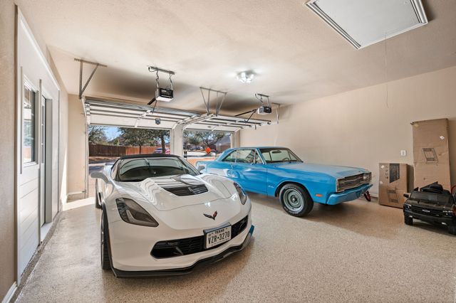 8121 Rock Elm Road, Fort Worth, TX 76131