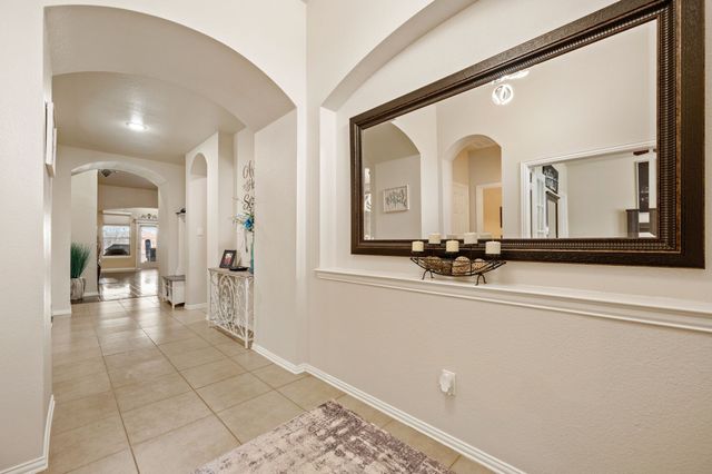 8121 Rock Elm Road, Fort Worth, TX 76131