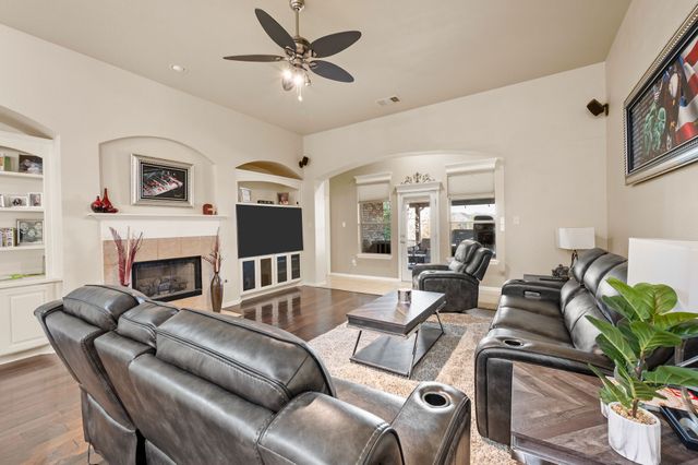 8121 Rock Elm Road, Fort Worth, TX 76131